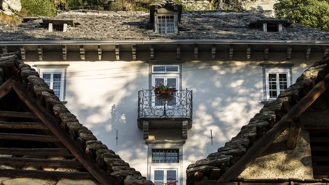 Image 9 - Palazzo Gamboni swiss historic hotel