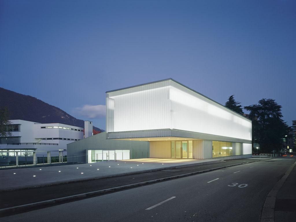 Image 4 - m.a.x. museo