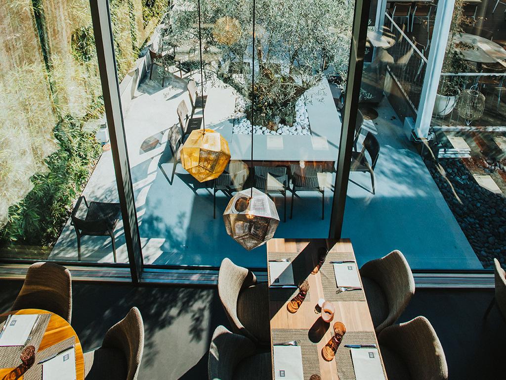 Image 4 - BLU Restaurant & Lounge 