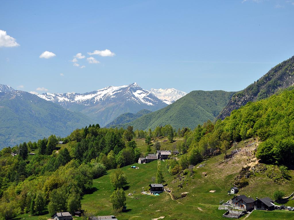 Image 2 - Téléphérique Verdasio-Monte  Comino