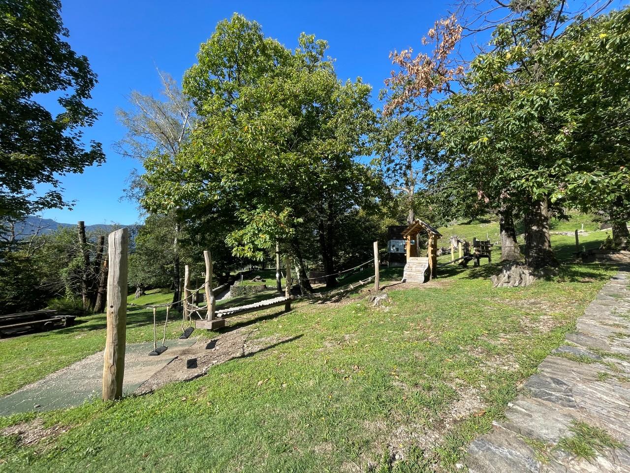 Image 4 - Parco giochi Curzutt