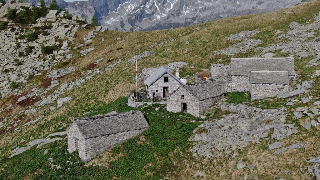 Image 0 - Berghütte Ribia