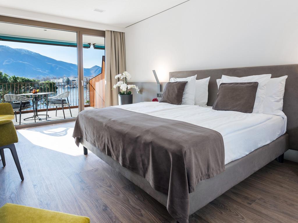 Image 2 - Hotel & Lounge Lago Maggiore