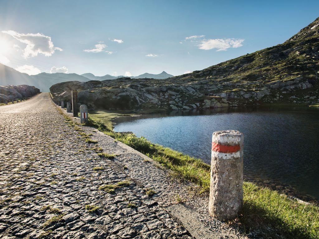 Image 2 - The Tremola Road