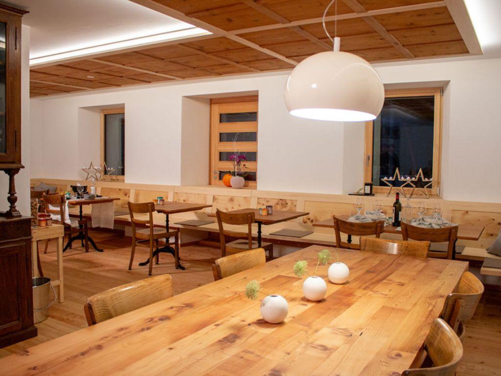 Image 2 - Osteria Bäkar