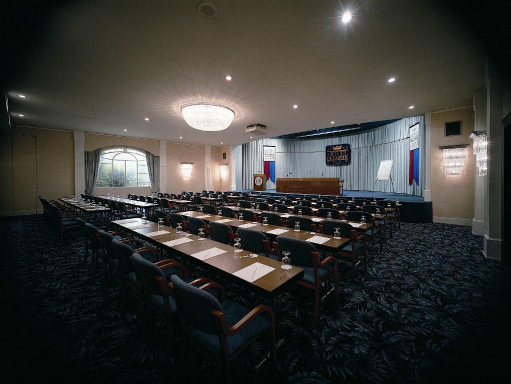 Image 2 - 