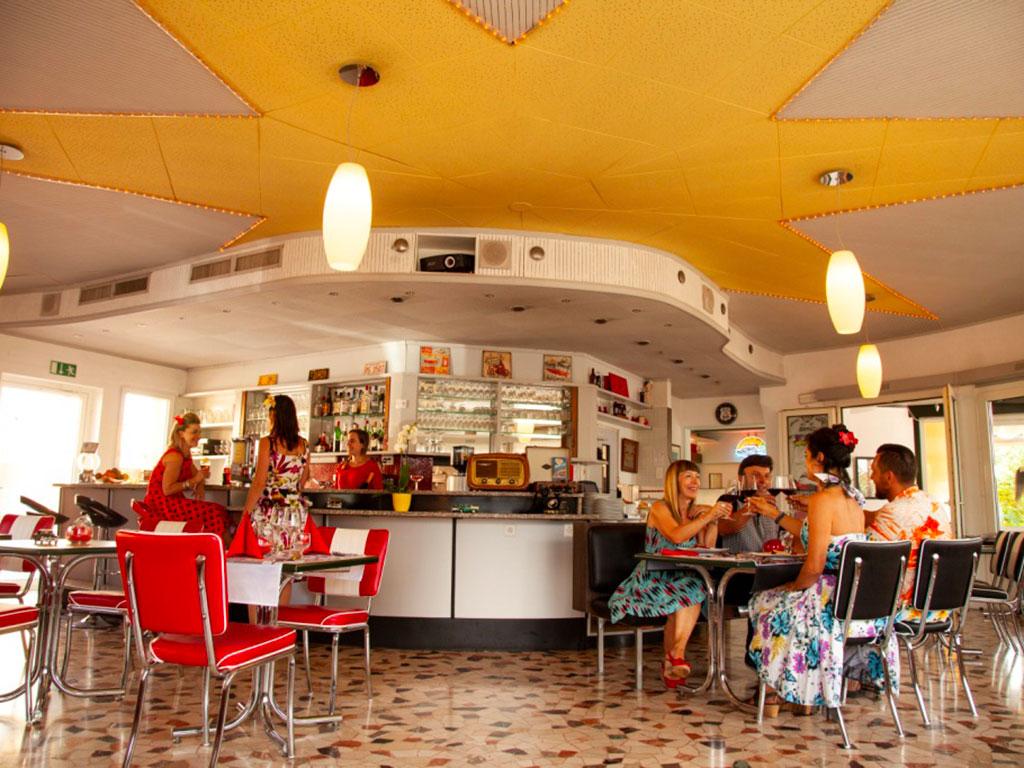 Image 2 - Hotel Vezia