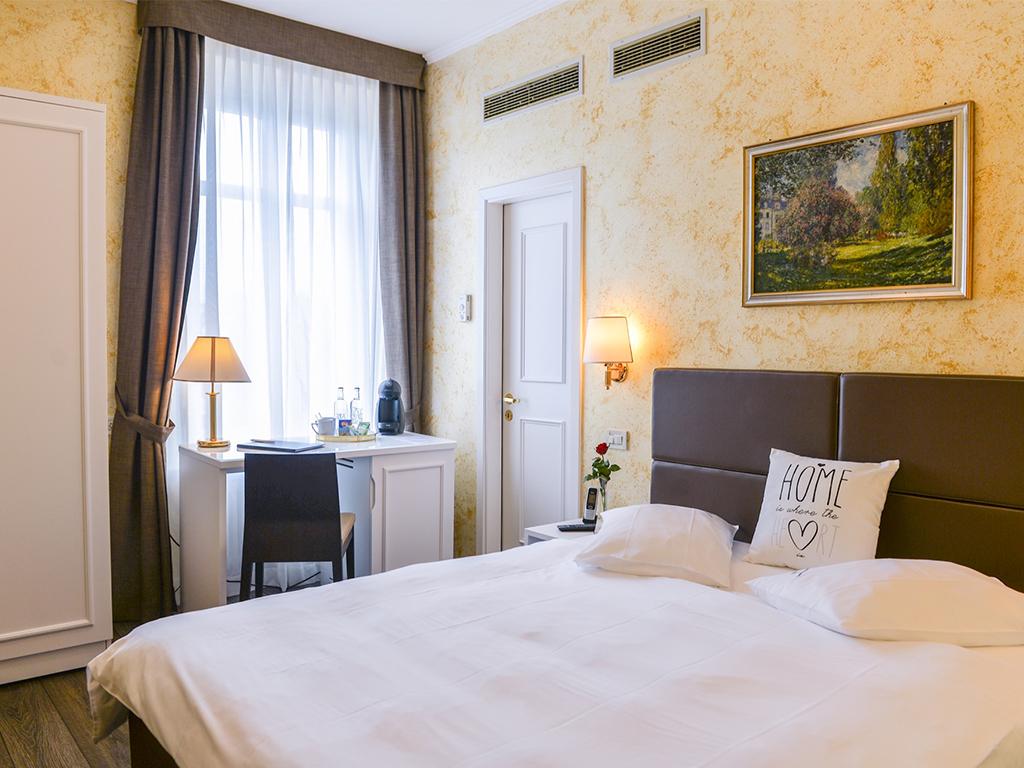 Image 2 - Hotel Millennium