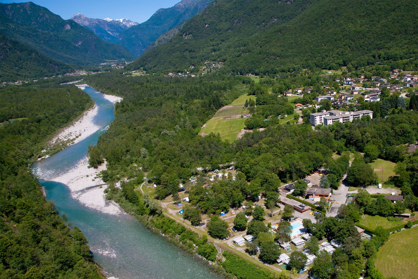 Image 4 - TCS Camping Gordevio Vallemaggia