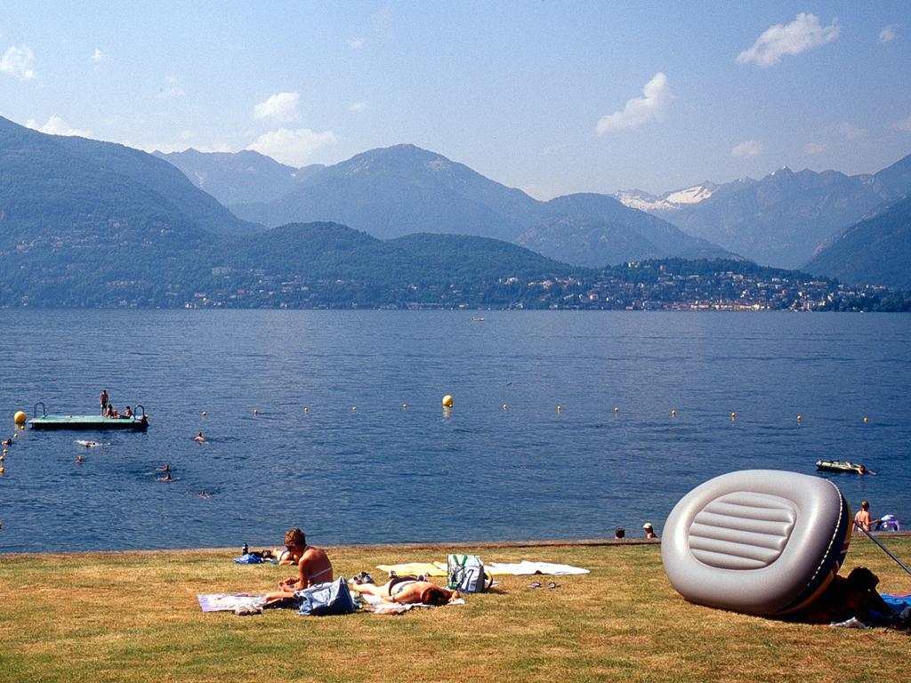 Image 2 - Bagno Spiaggia Gerra Gambarogno
