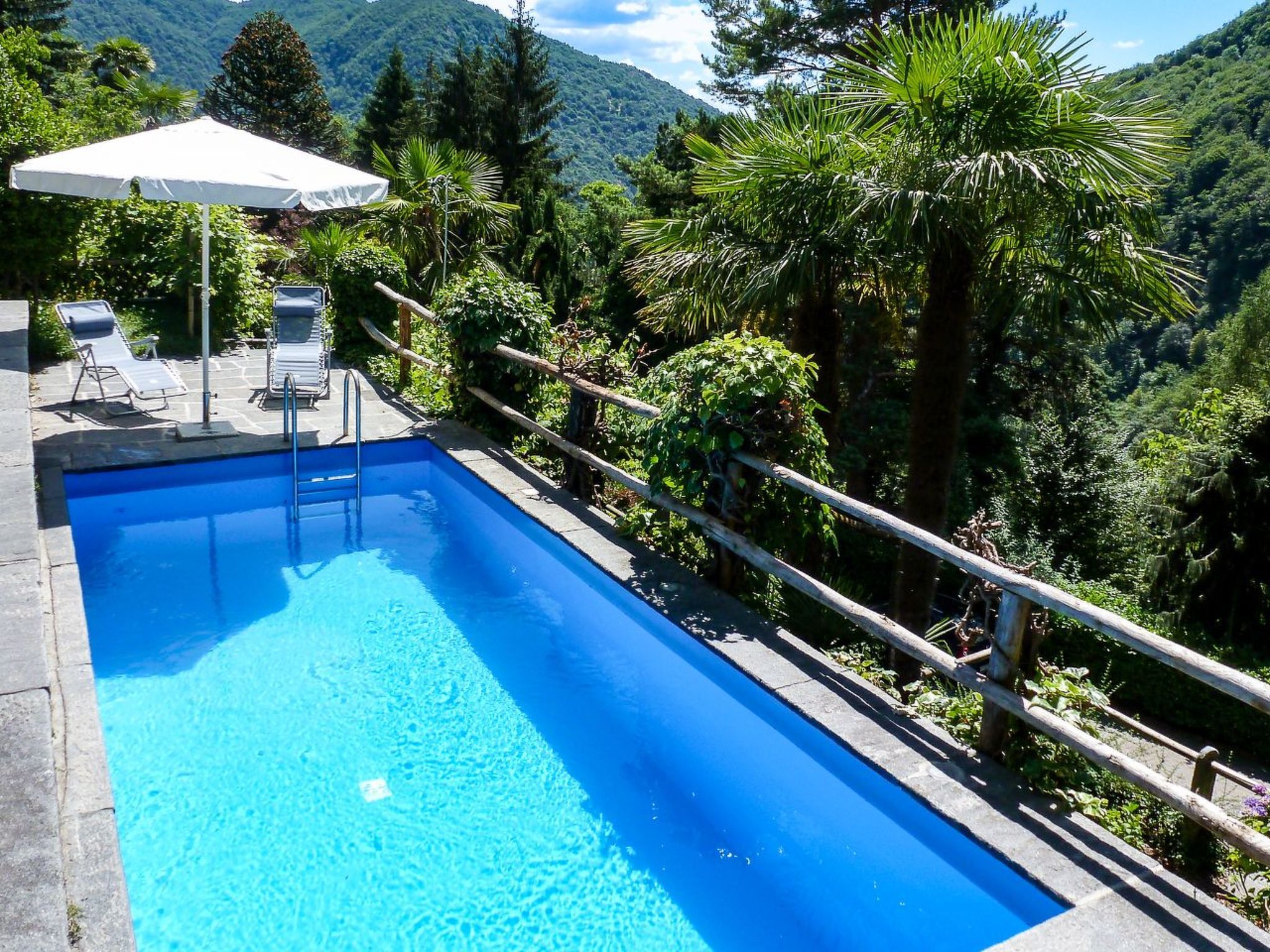 Image 0 - Chalet Mergoscia