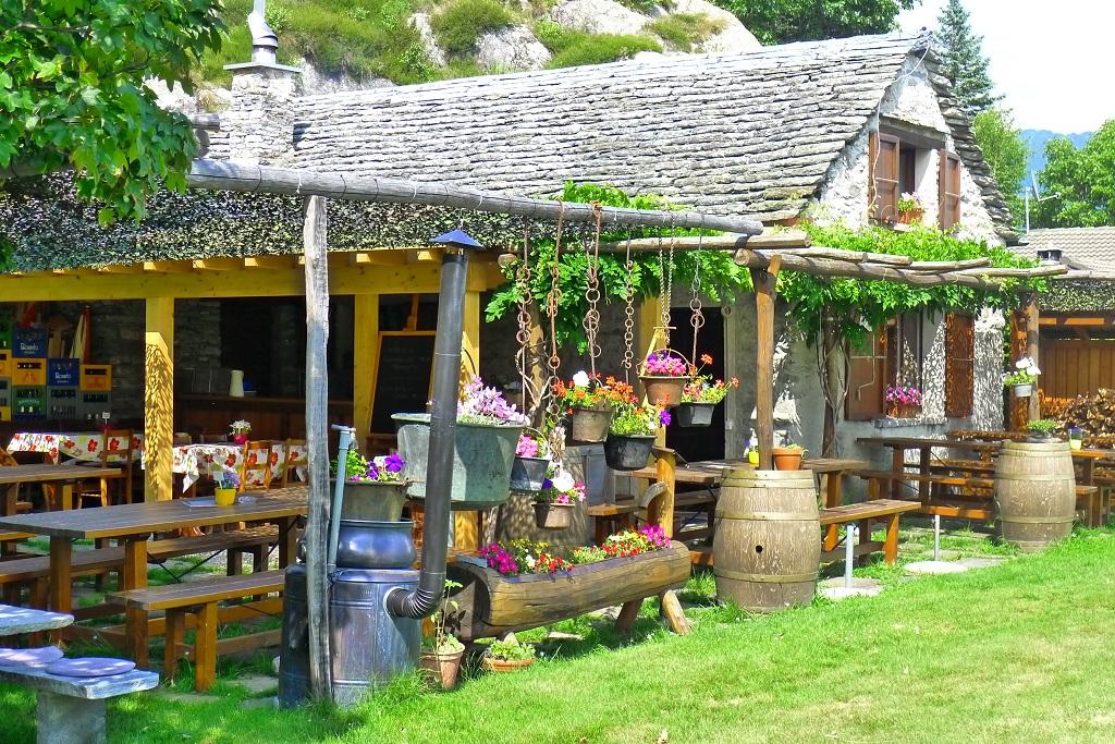 Image 0 - Mountain hut Grotto Monti di Lego