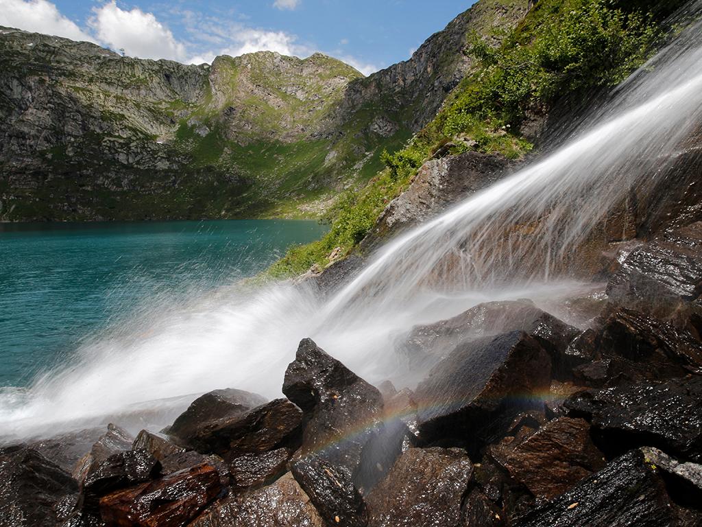 Image 3 - Bathing water quality