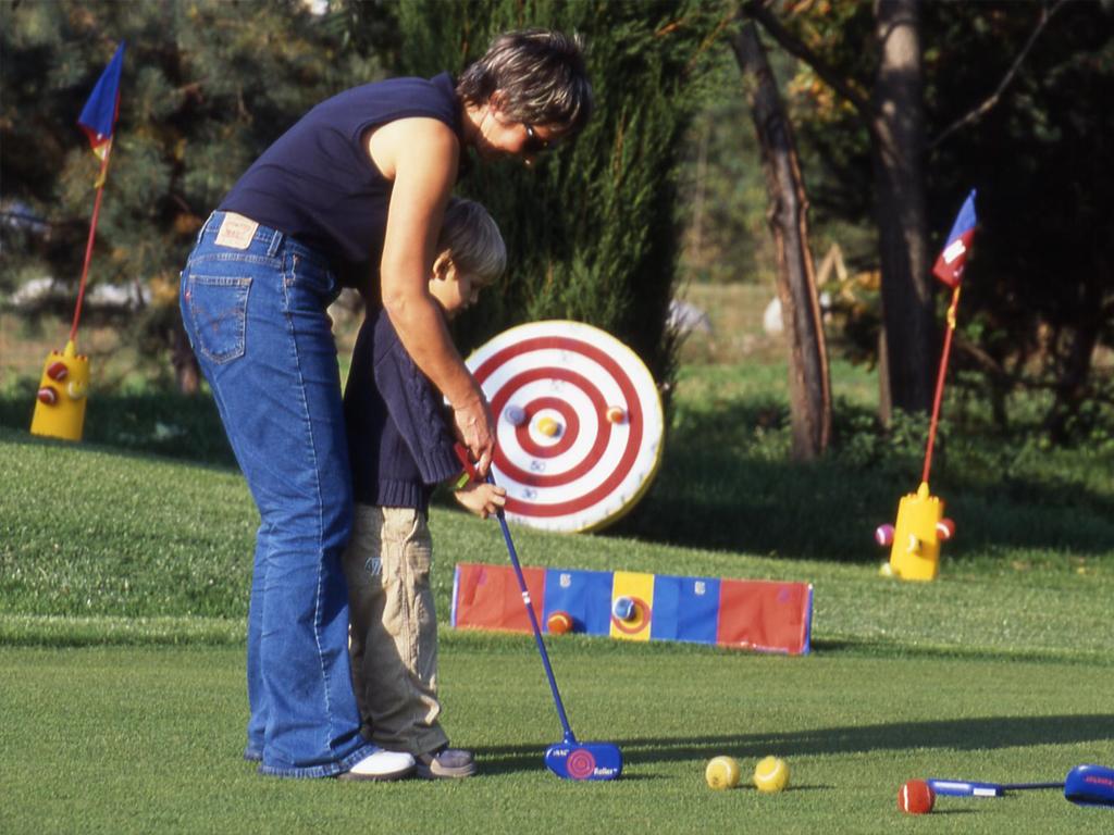 Image 4 - Albergo Losone Golf