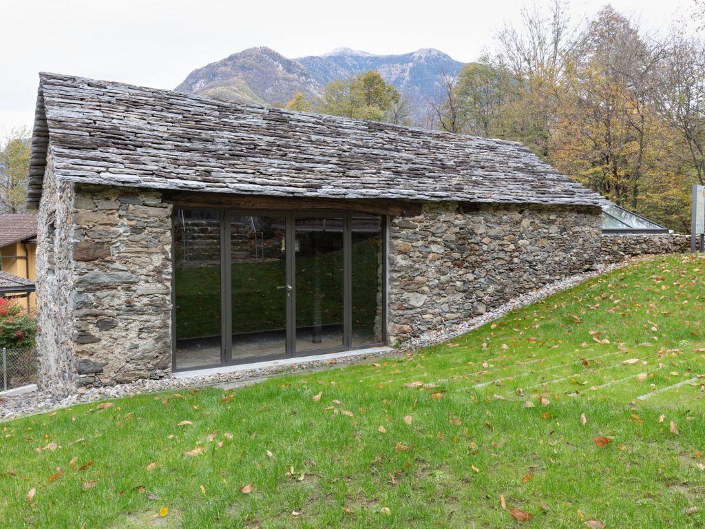 Image 4 - Sega patriziale Arbedo