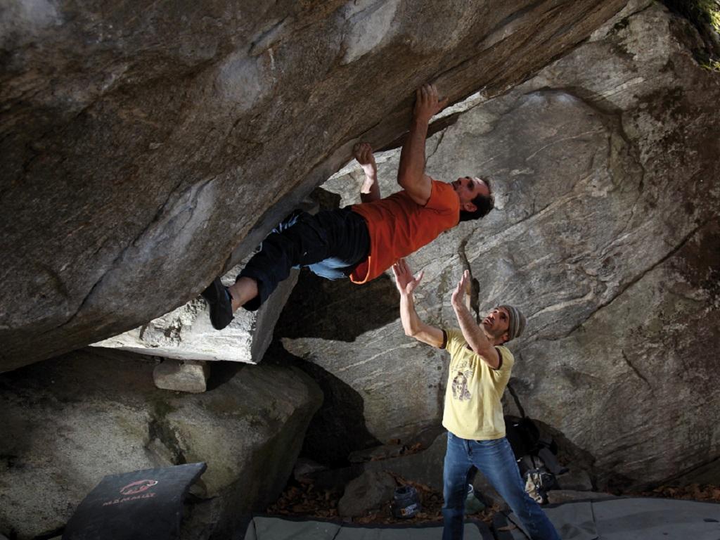 Image 2 - Cresciano Boulder