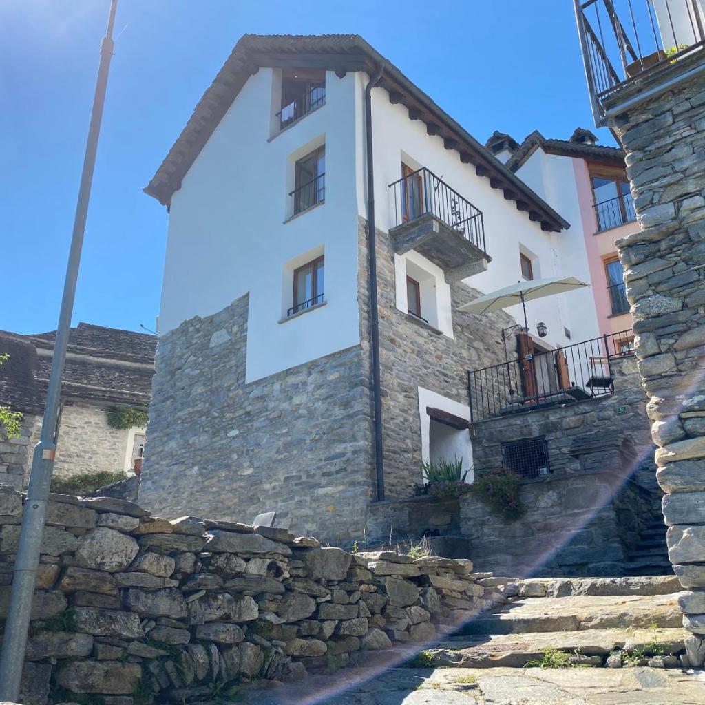 Image 0 - Casa Mille Sassi