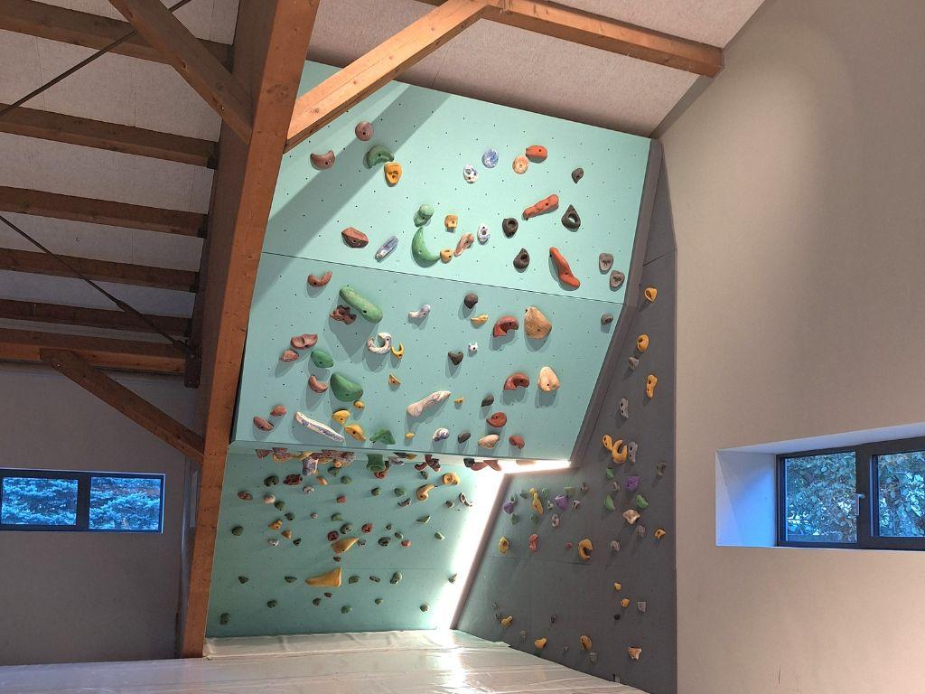 Image 1 - Kletterhalle - Centro Poli Olivone