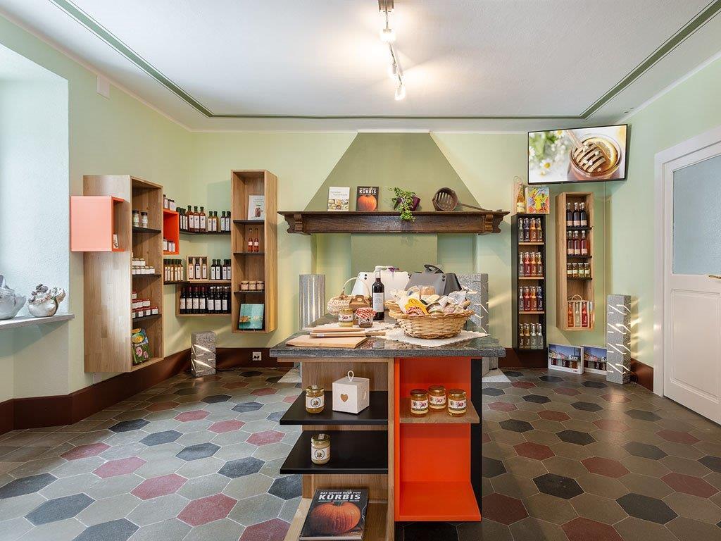 Image 1 - Negozio Sapori Nostrani Val Magia