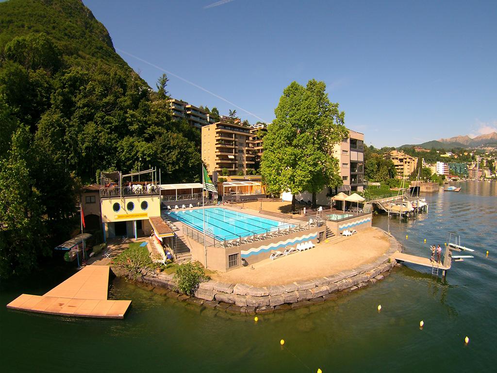 Image 0 - Lido e piscina Comunale Conca d'Oro, Paradiso