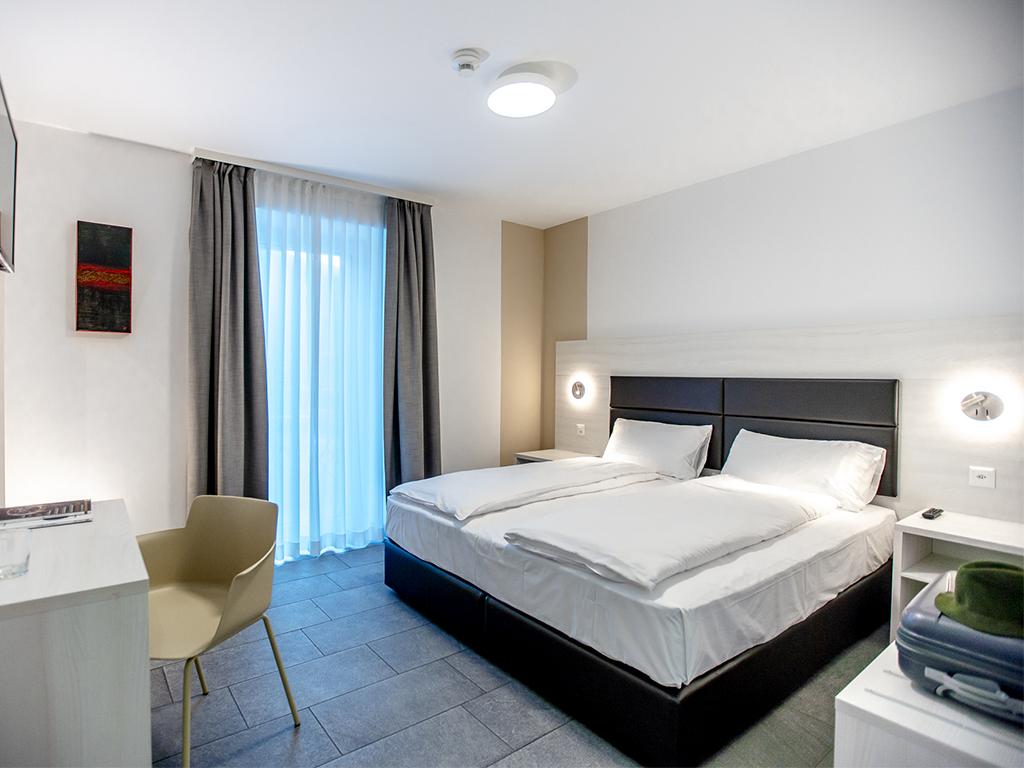 Image 3 - Miralago Locarno Easy Rooms