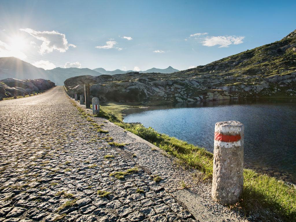 Image 1 - Col du Saint-Gothard