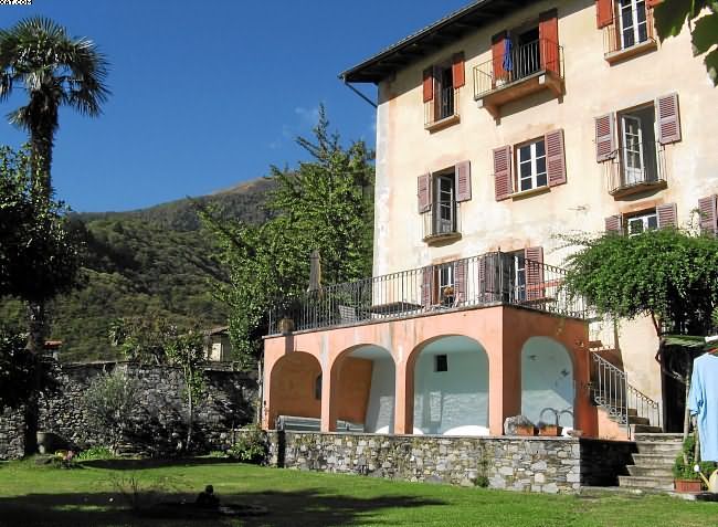 Image 0 - 4,5 room holiday apartment Casa 'Al Riale', Via Costa di Dentro 109, Brissago, Lago Maggiore