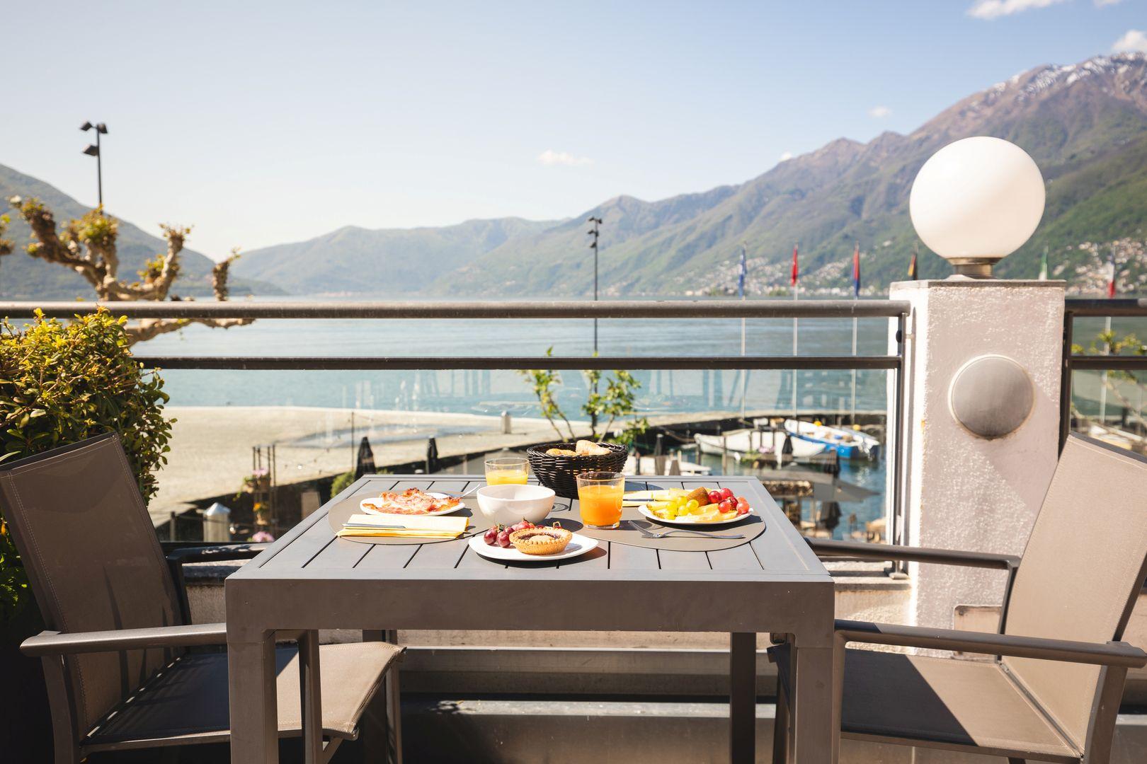 Image 3 - Hotel la Meridiana Lake & SPA