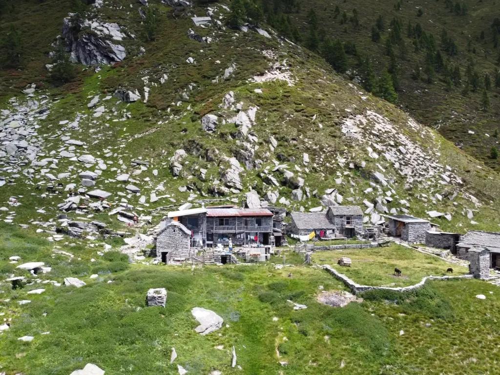 Image 1 - Berghütte Nimi