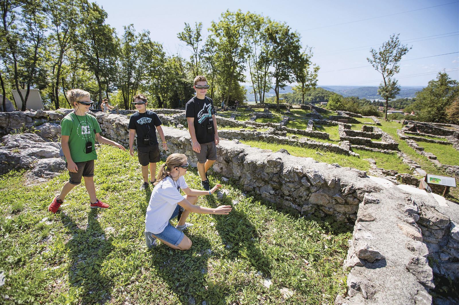 Carousel image 3