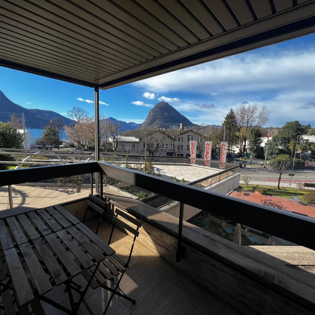 Image 0 - Lugano City Apartment