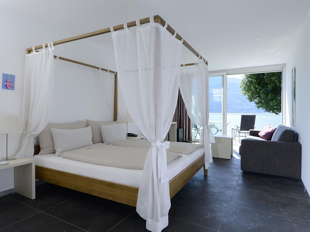 Image 8 - Collinetta