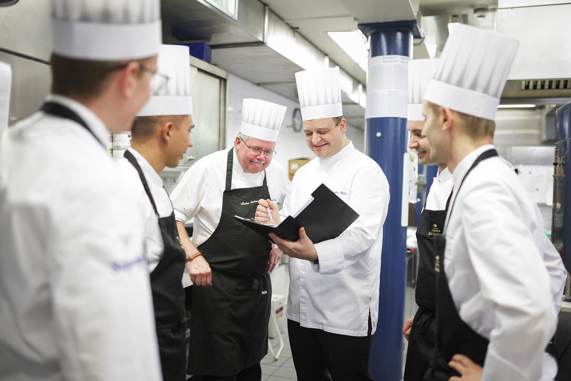 Image 3 - Restaurant Gallery Arté al Lago