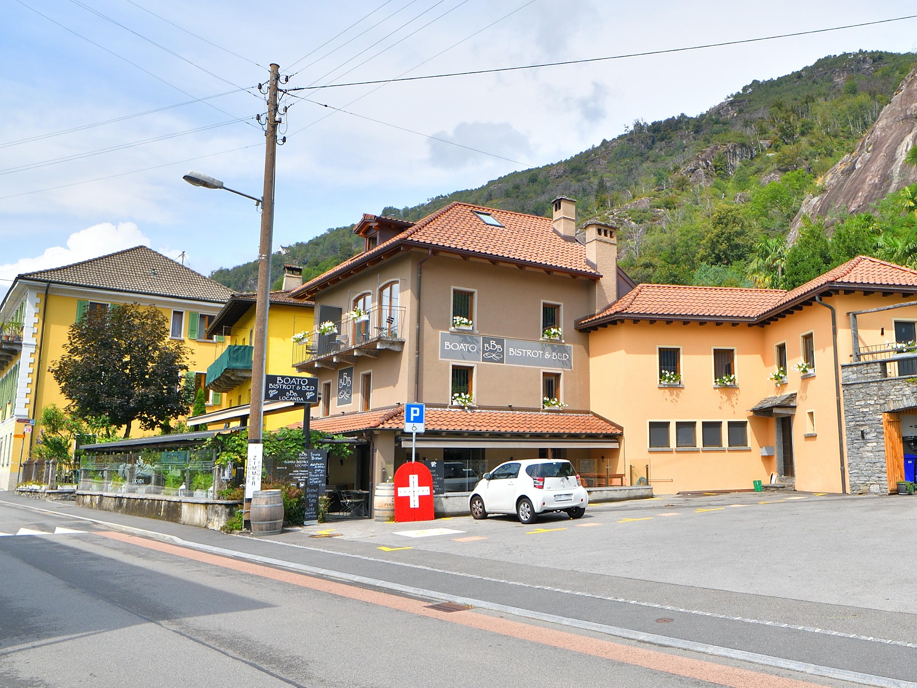 Image 0 - Boato Bistrot & Bed