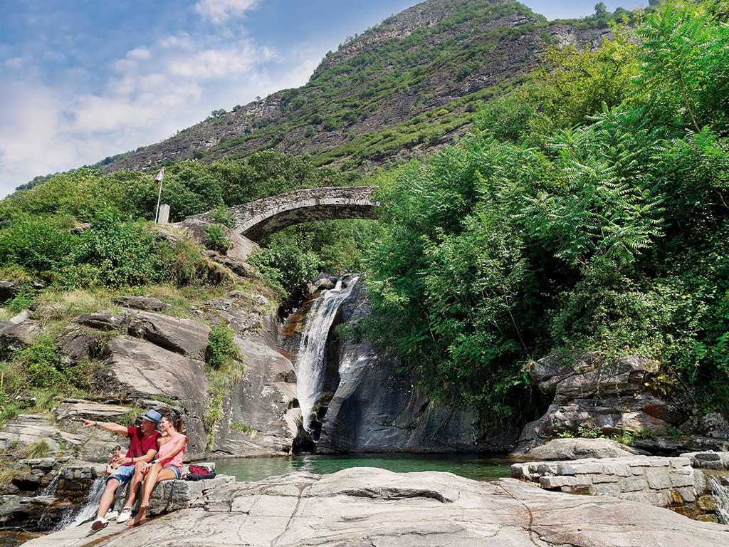Image 2 - Cascata di Santa Petronilla