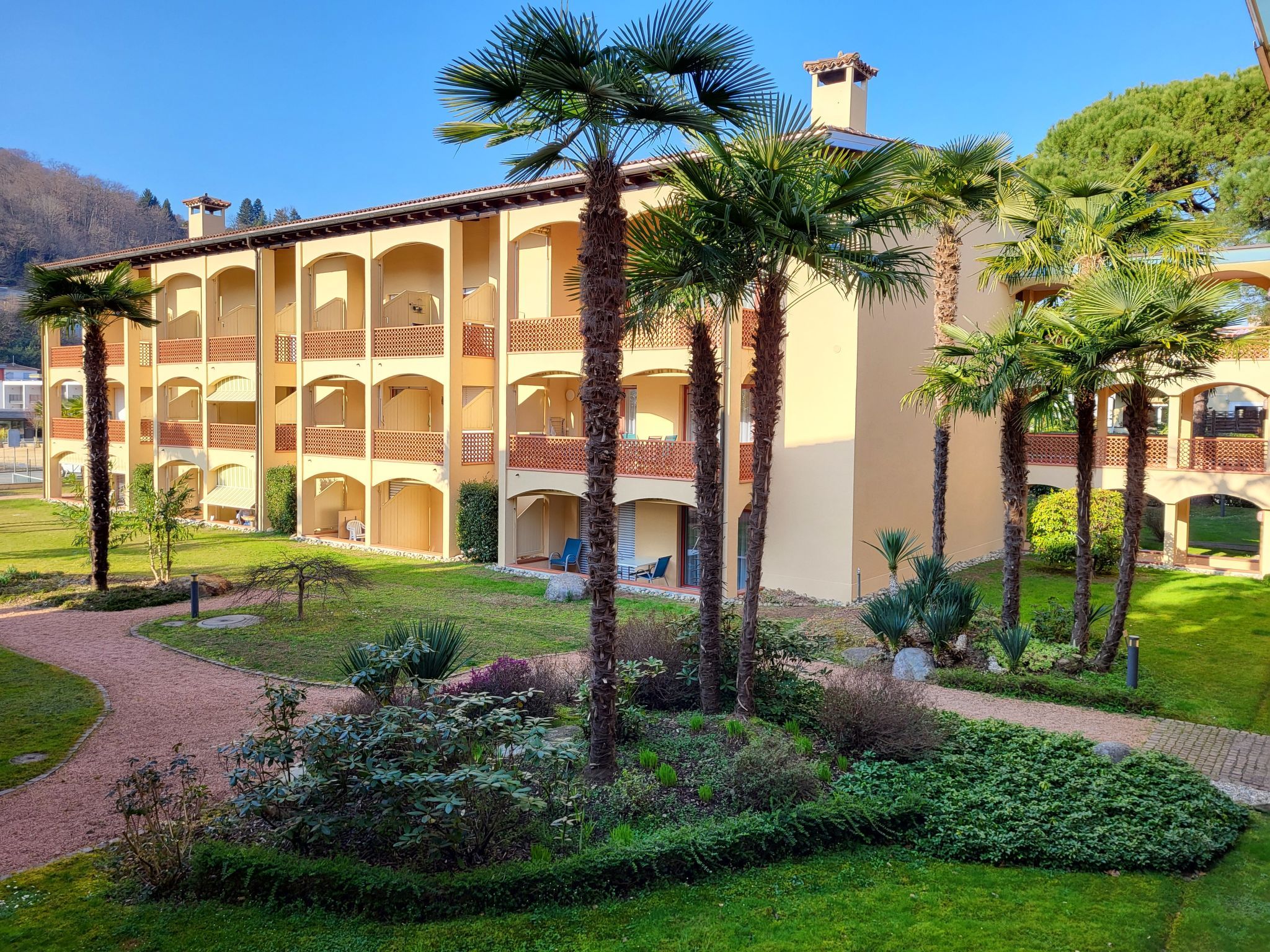 Image 0 - Residenza Parcolago Apt 120 1.Stock