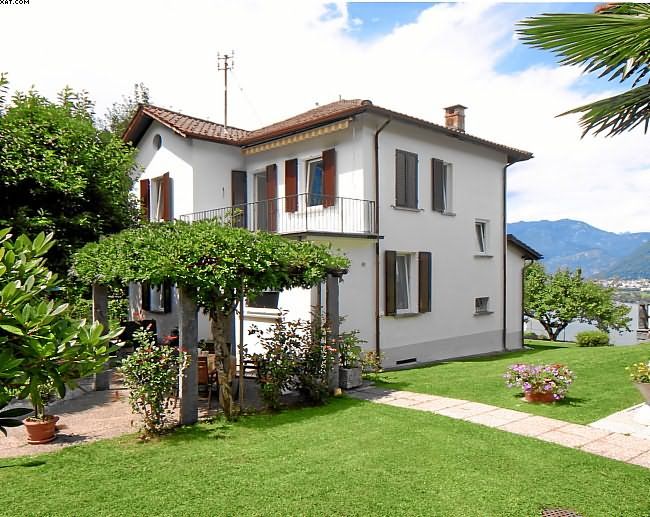 Image 0 - 5,5 room holiday house 'Casa Erina', Via Stradone 82, Piazzogna, Gambarogno