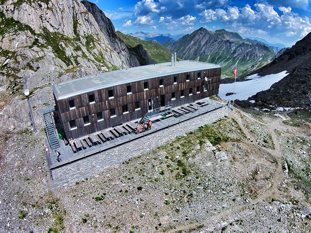 Image 0 - Wanderferien: Sentiero Cristallina