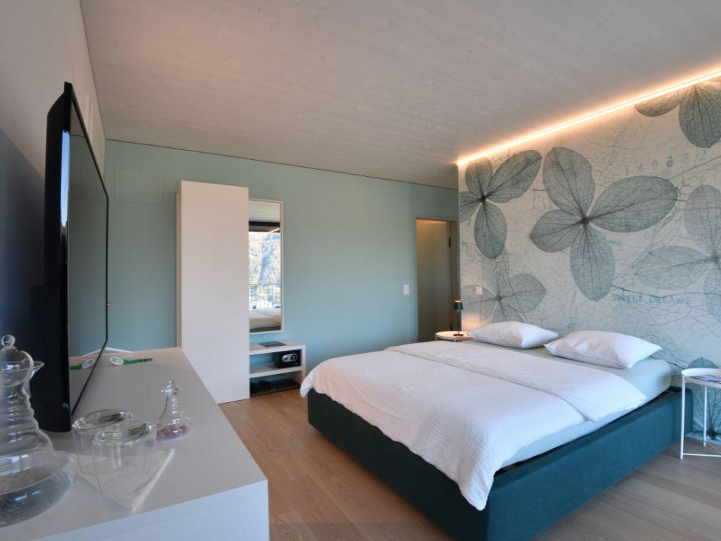 Image 4 - The Window