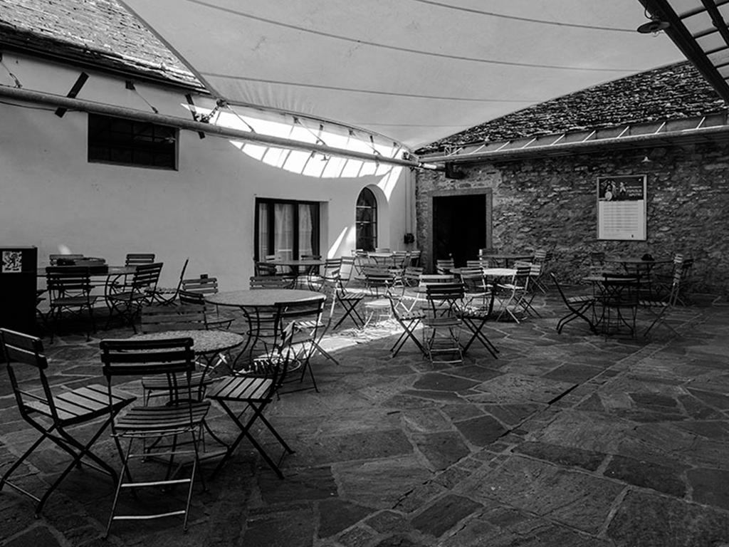 Image 2 - Dimitri und sein Reich des Humors