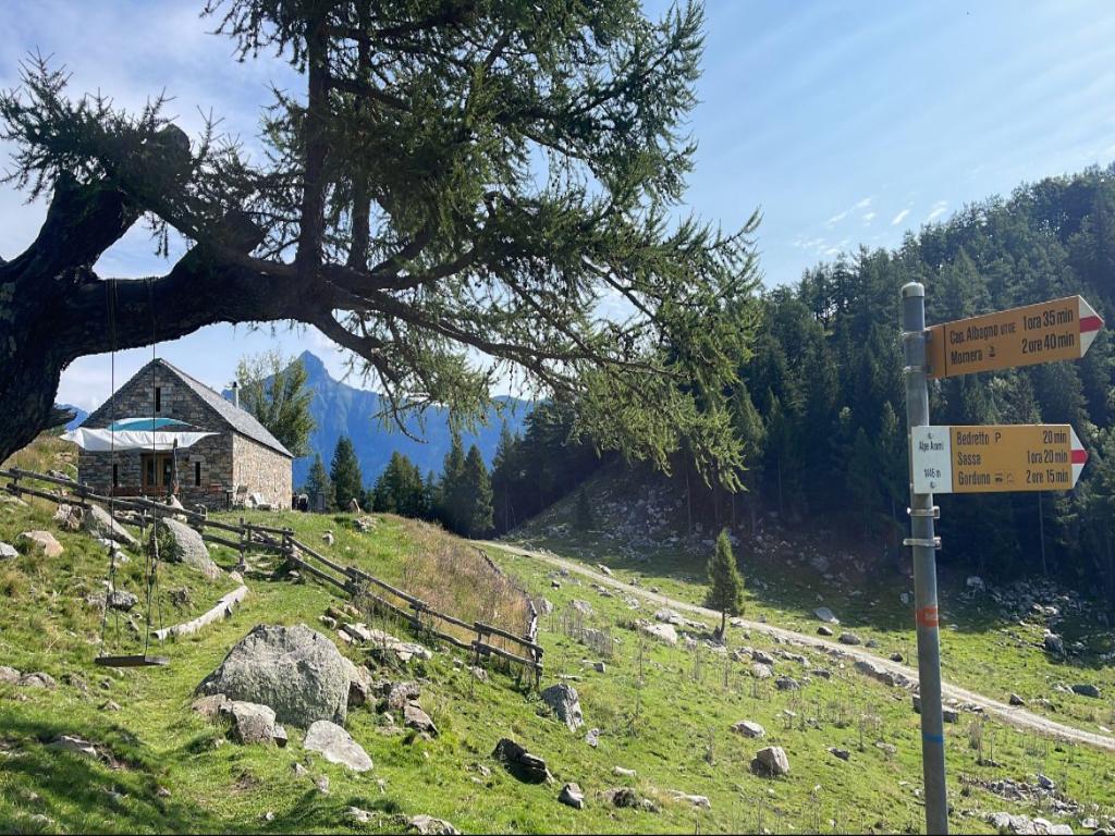 Image 0 - Baita Arami