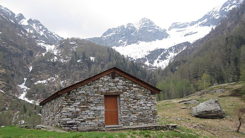 Image 1 - Capanna Gariss