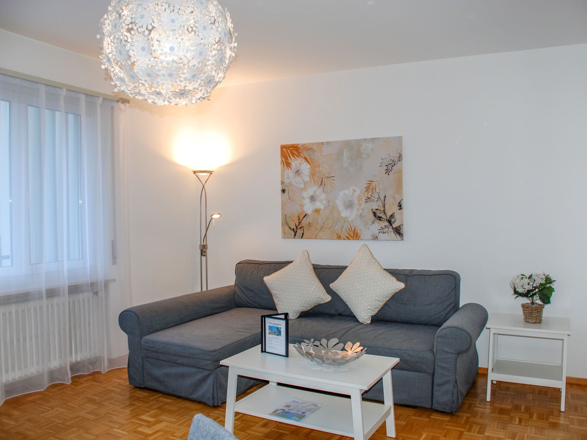 Image 0 - Junior Suite