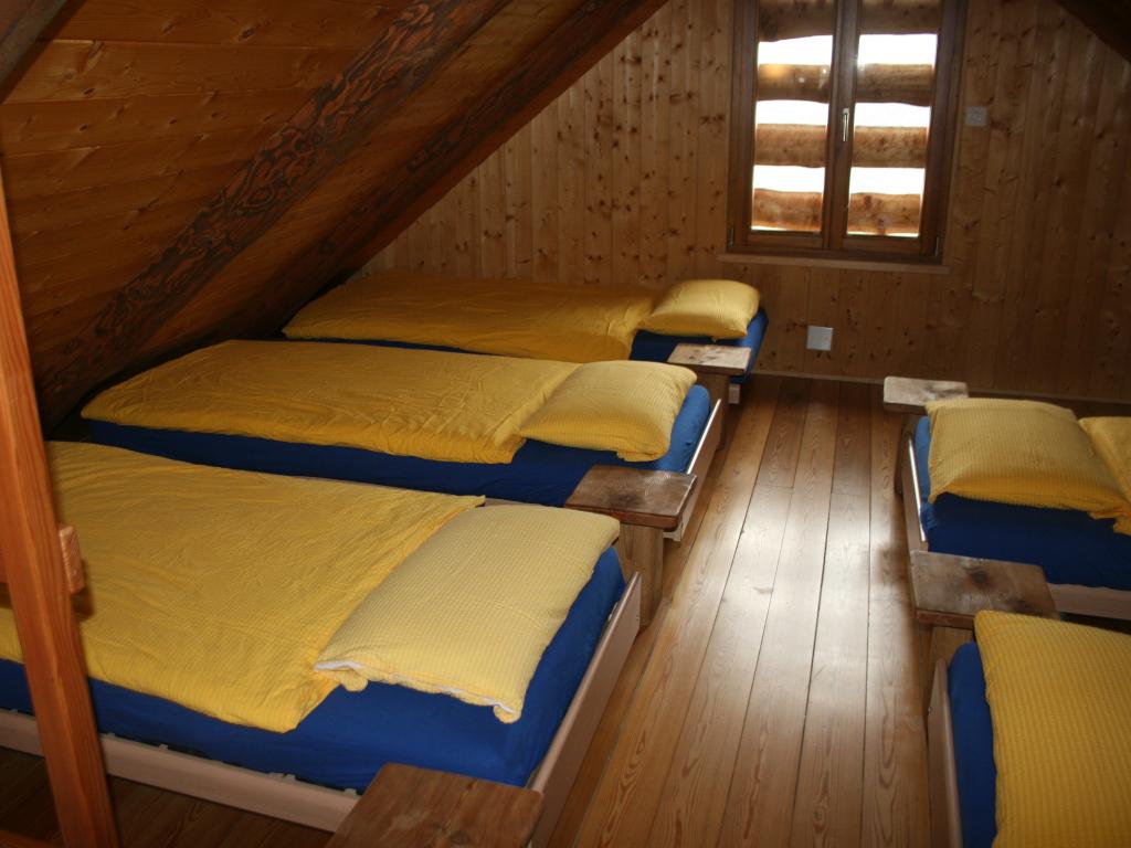 Image 5 - 