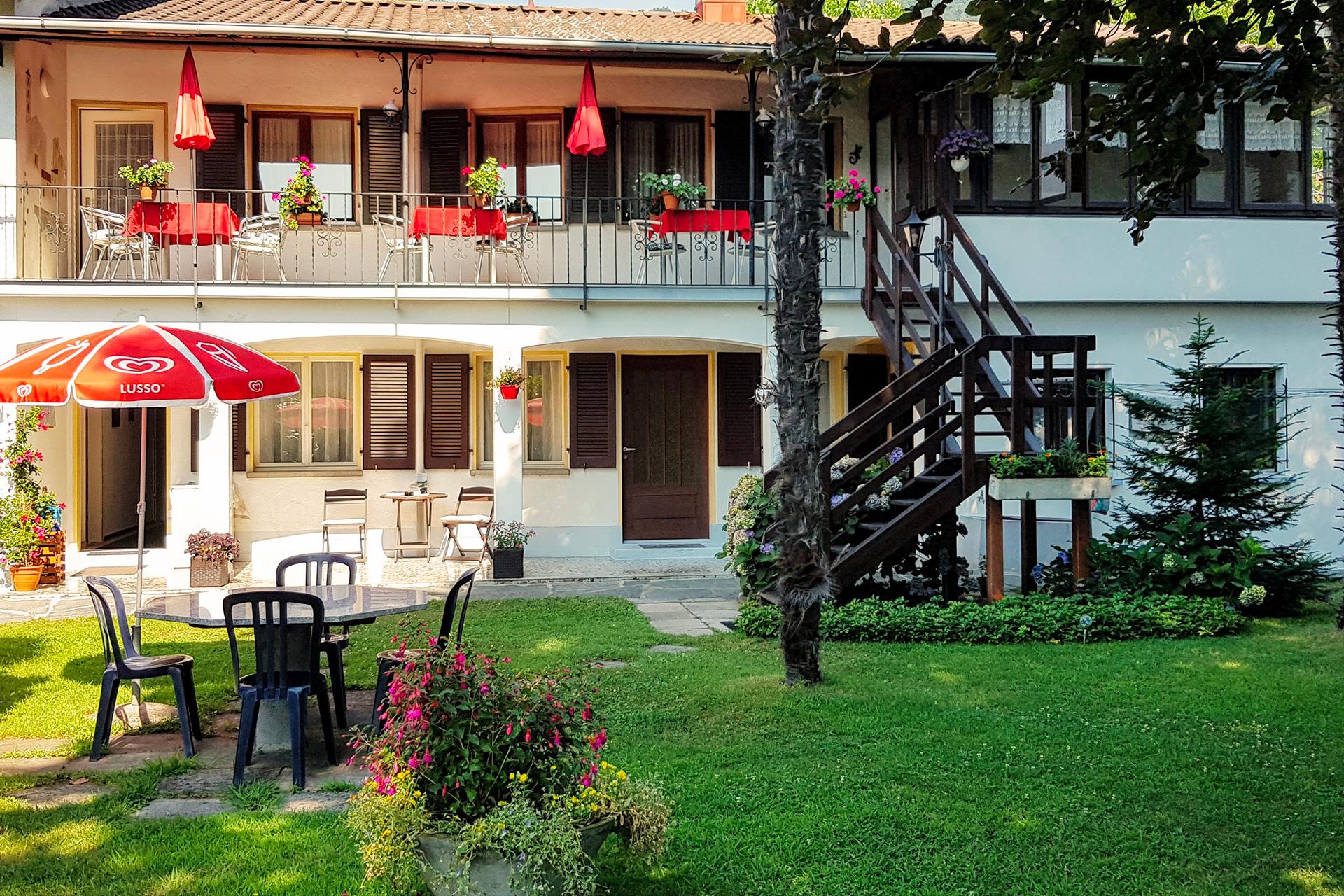 Image 0 - Garni Molinazzo