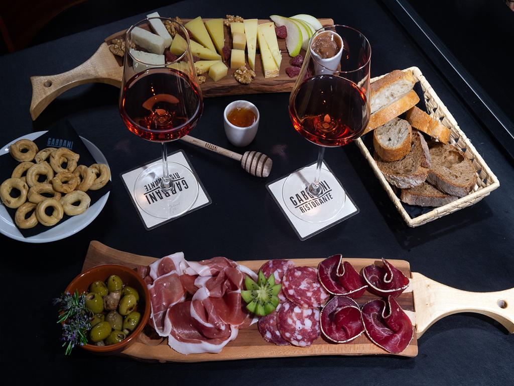 Image 2 - Club G. Gabbani, Wine bar & Billiard