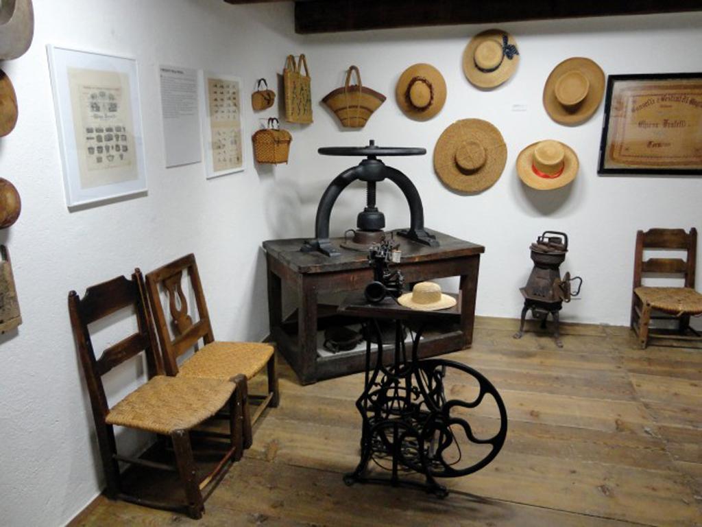 Image 5 - Onsernonetal Museum