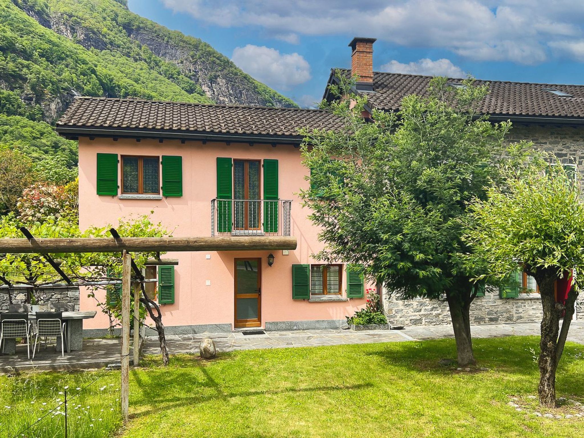 Image 0 - Casa Delia