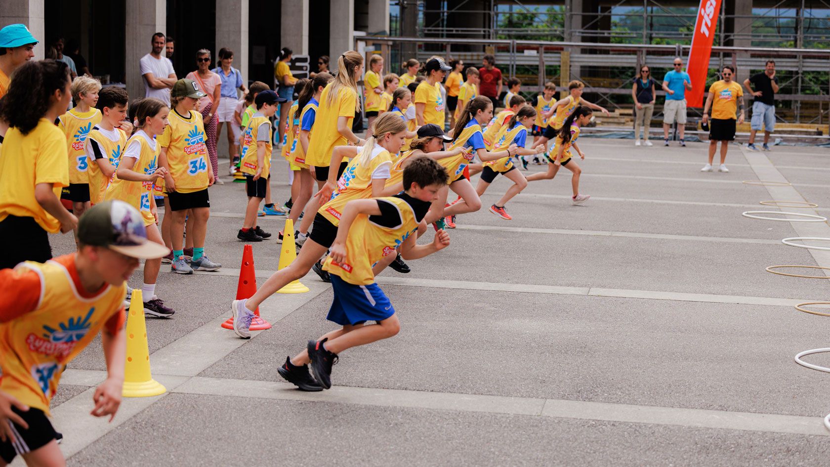 Image 0 - 