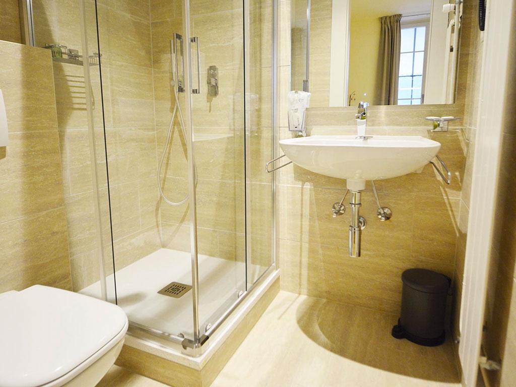 Image 10 - Lac Hotel